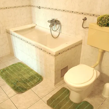 Ancica Apartman *